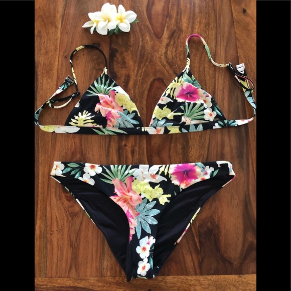 Rip Curl Other - Reversible Rip Curl Tropical bikini set